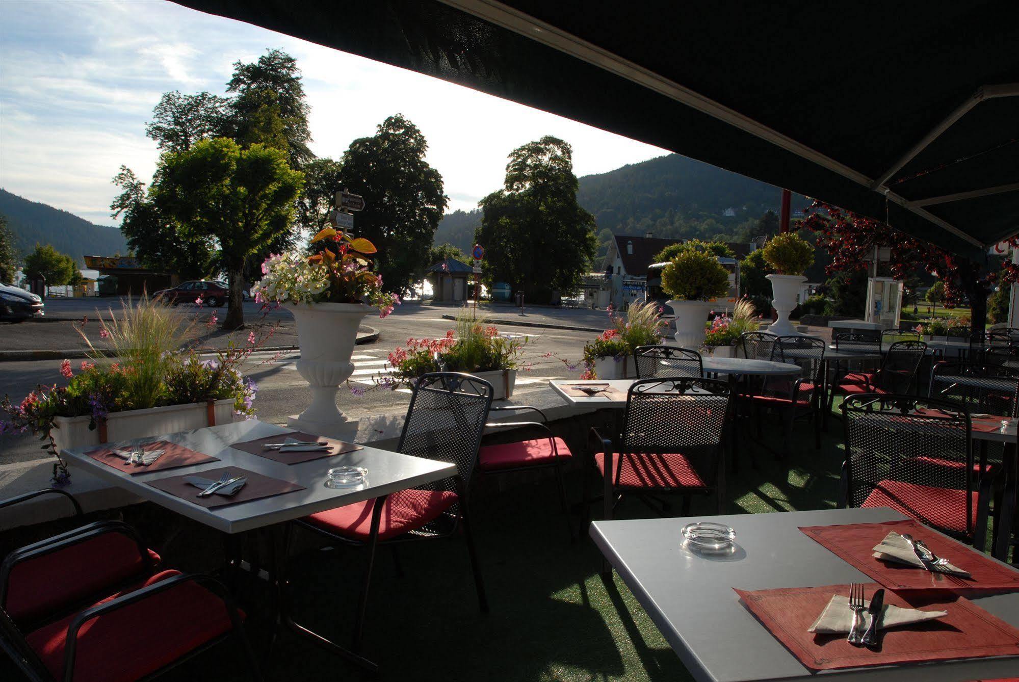 Hotel De La Paix Gérardmer Exteriér fotografie